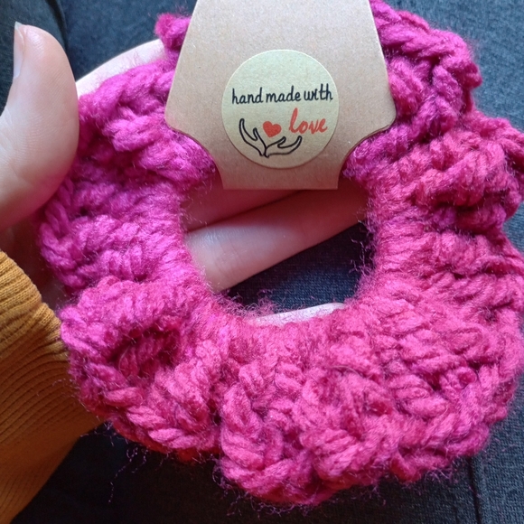 Limited Edition Sunset Dreams Scrunchie - Picture 3 of 3